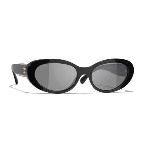 CHANEL Oval sunglasses in c62248 .